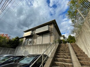 エ－リ東山公園の物件外観写真